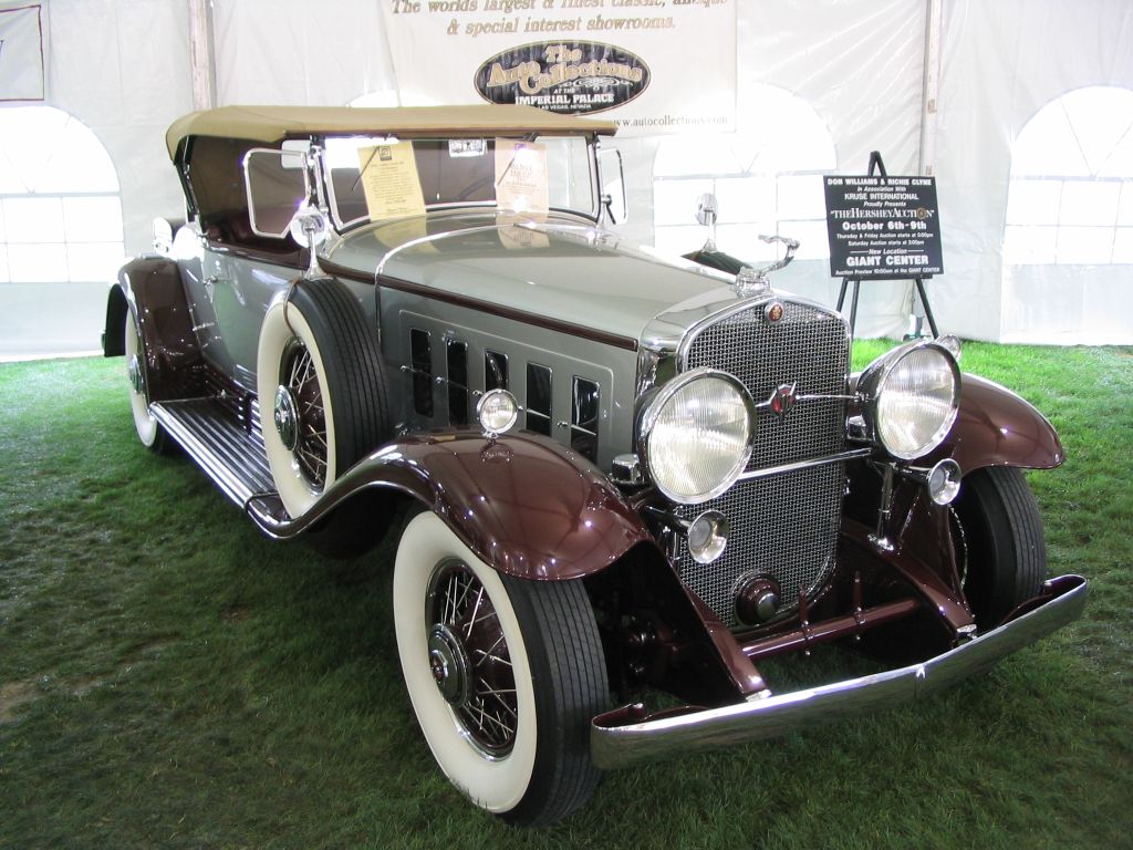 1024x768 > 1930 Cadillac Model 452 V16 Wallpapers