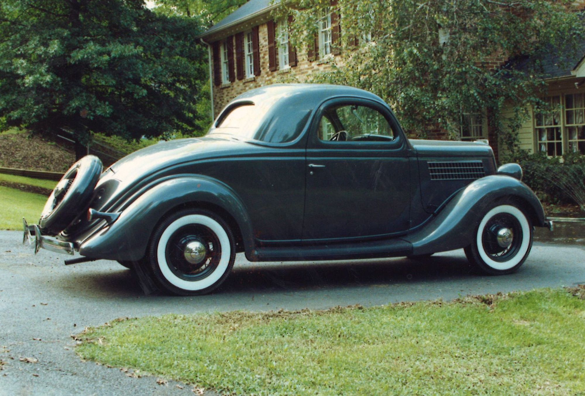 1935 Ford Coupe #8