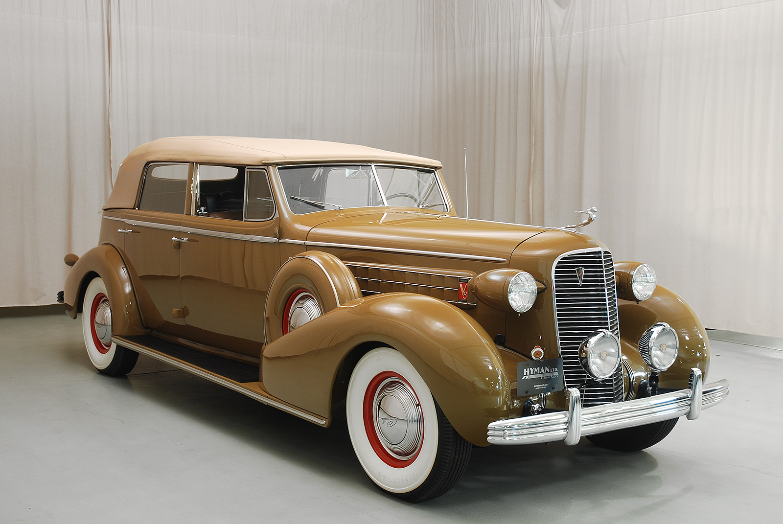 1936 Cadillac V8 Series 70 Coupe #21