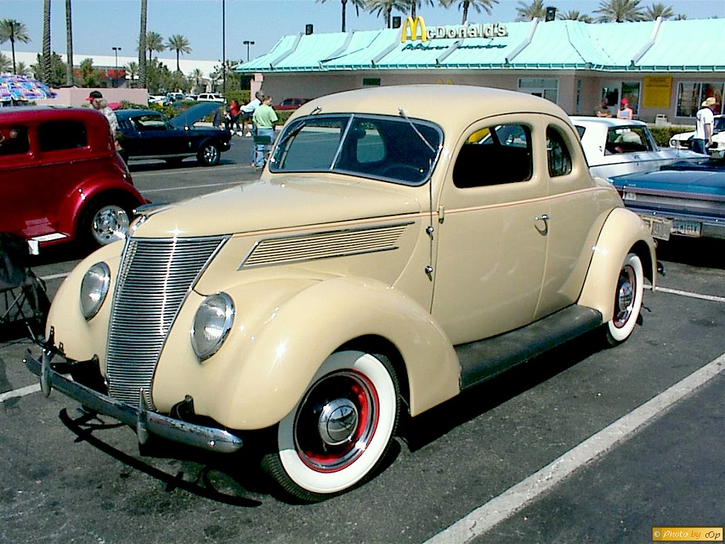 Amazing 1937 Ford Pictures & Backgrounds
