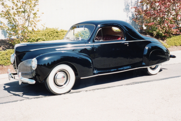 Nice Images Collection: 1940 Lincoln Zephyr Coupe Desktop Wallpapers