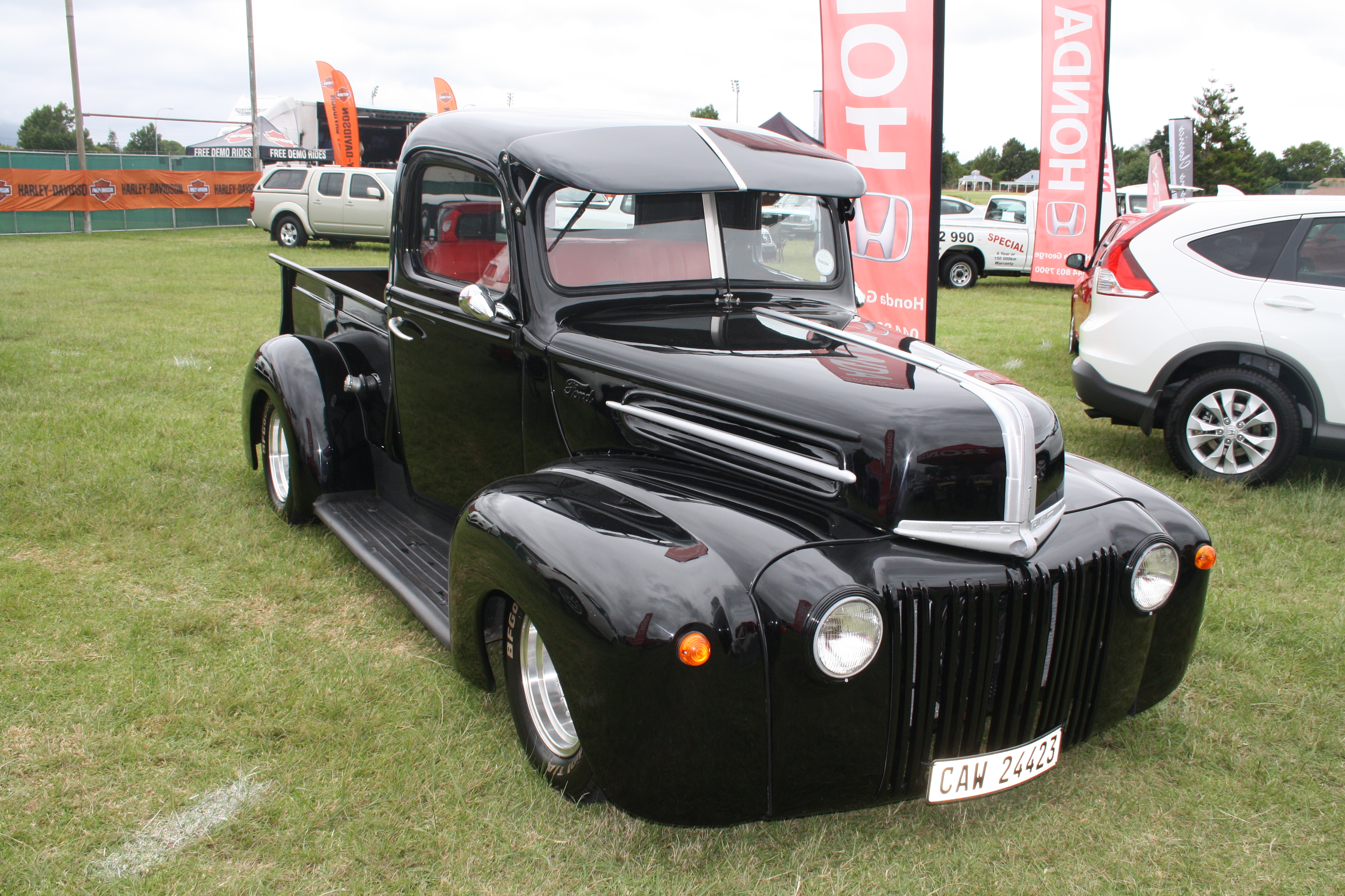 1946 Ford Pick Up #10