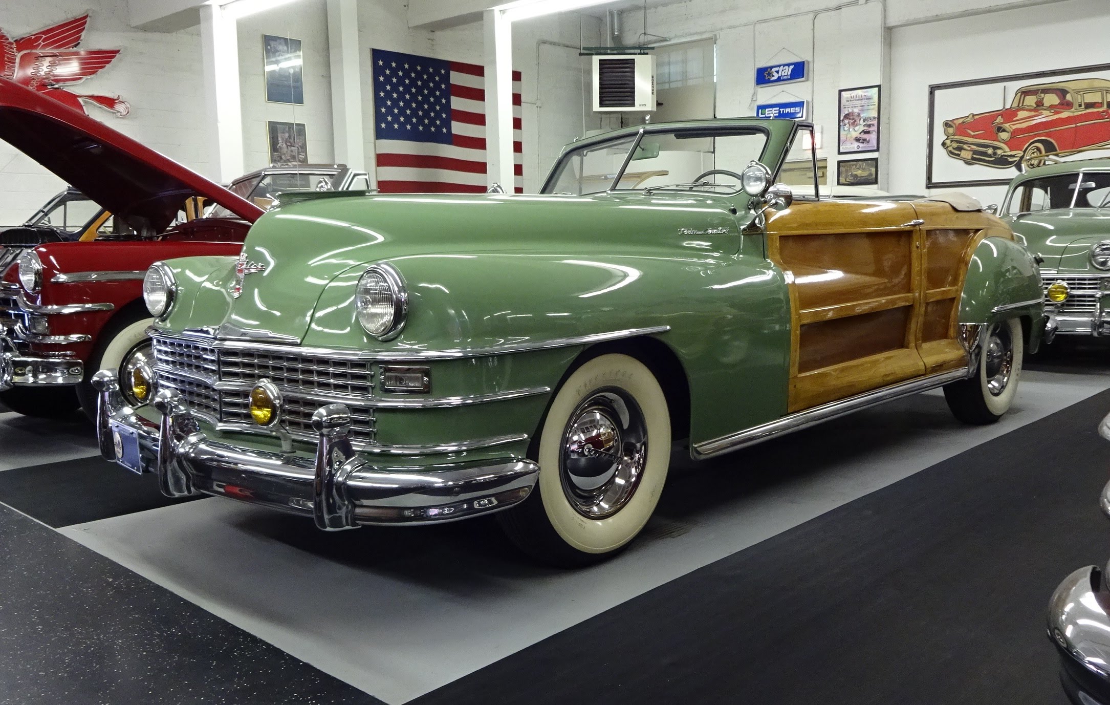 1947 Chrysler Town & Country #10
