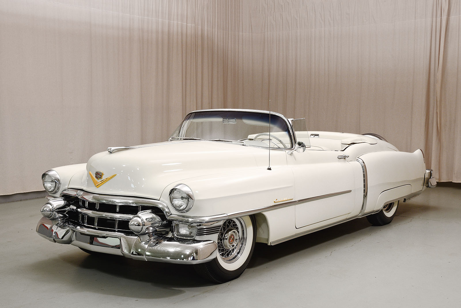 Nice Images Collection: 1953 Cadillac Eldorado Desktop Wallpapers
