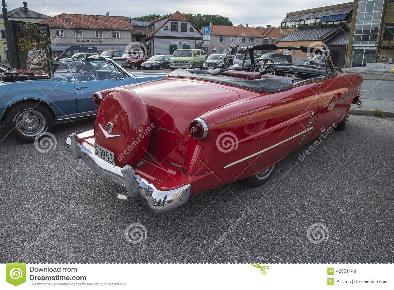 Nice wallpapers 1953 Ford Crestline Sunliner Convertible 1300x958px