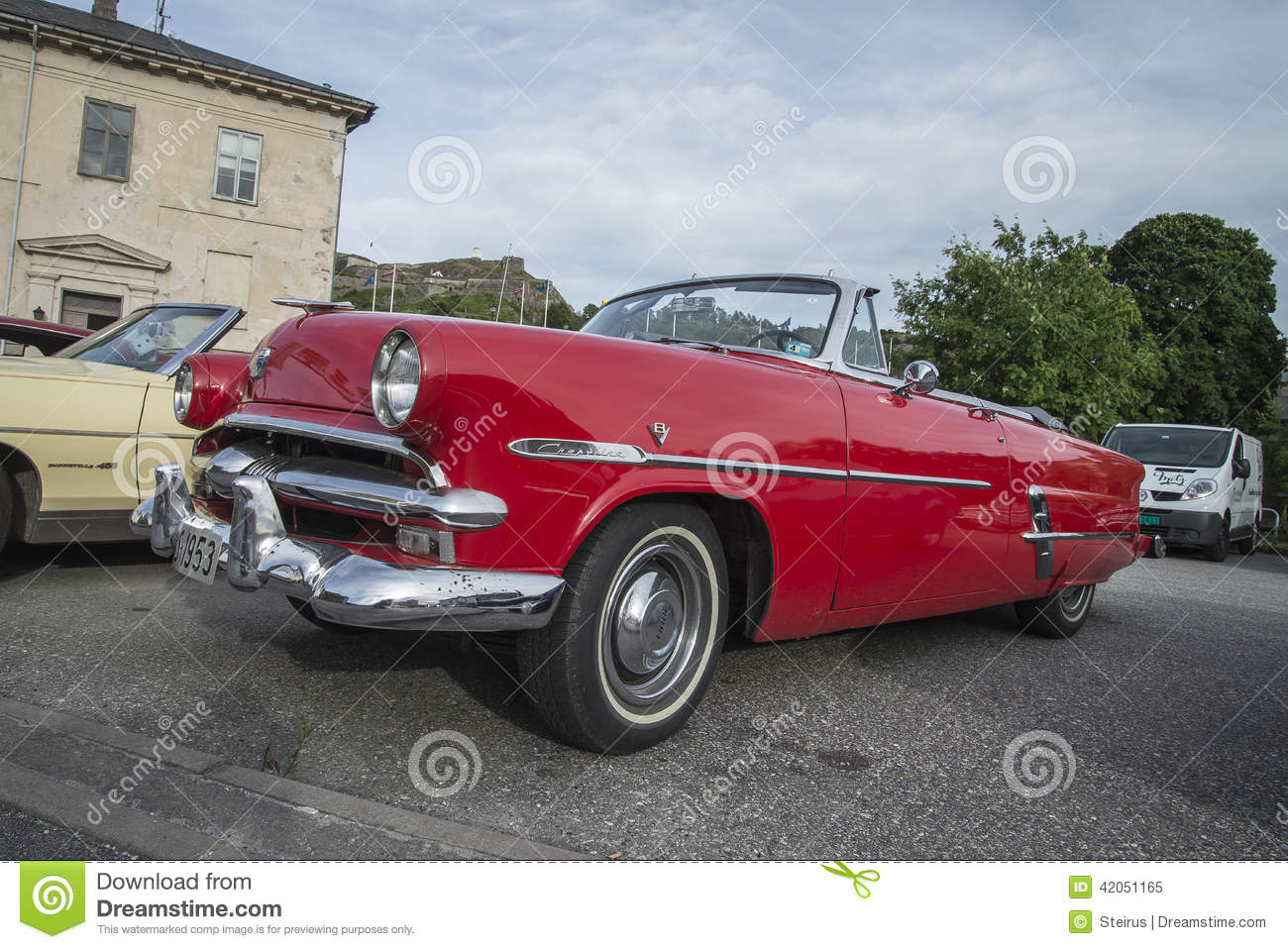 Amazing 1953 Ford Crestline Sunliner Convertible Pictures & Backgrounds