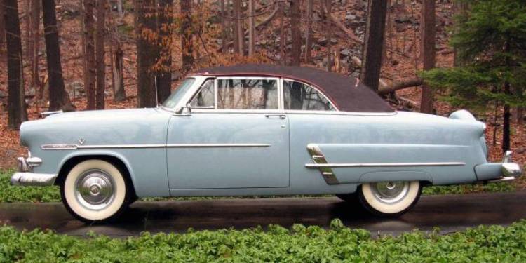 1953 Ford Crestline Sunliner Convertible #16