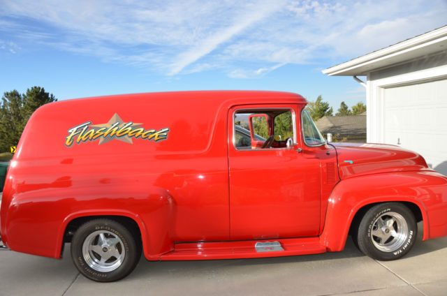 640x424 > 1956 Ford F-100 Panel Wallpapers
