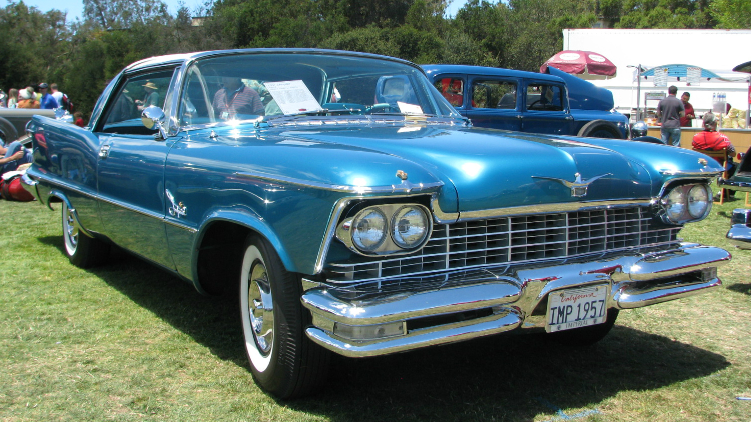 1957 Chrysler Imperial Crown #21