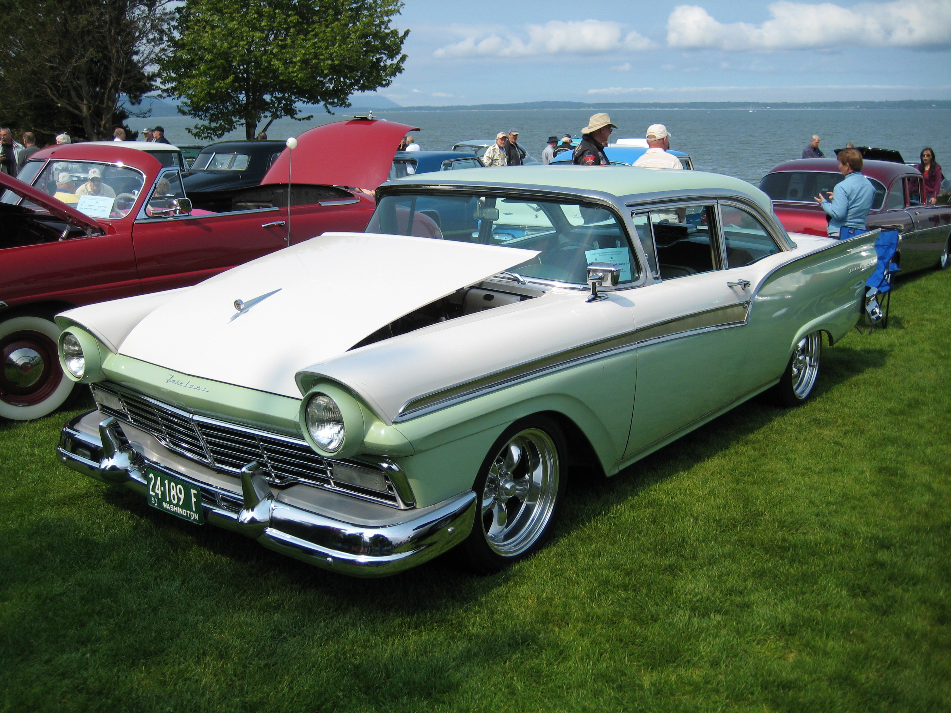 1957 Ford High Quality Background on Wallpapers Vista