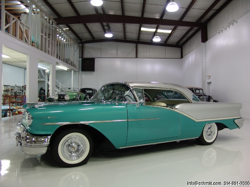 Amazing 1957 Oldsmobile Starfire  Pictures & Backgrounds