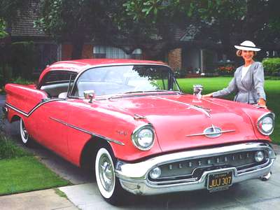 Images of 1957 Oldsmobile Starfire  | 400x300
