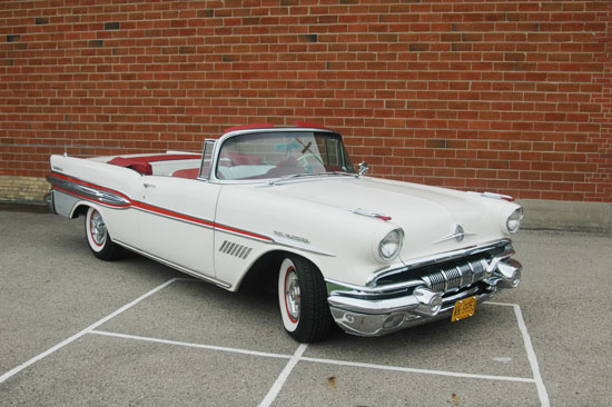 1957 Pontiac Bonneville #11