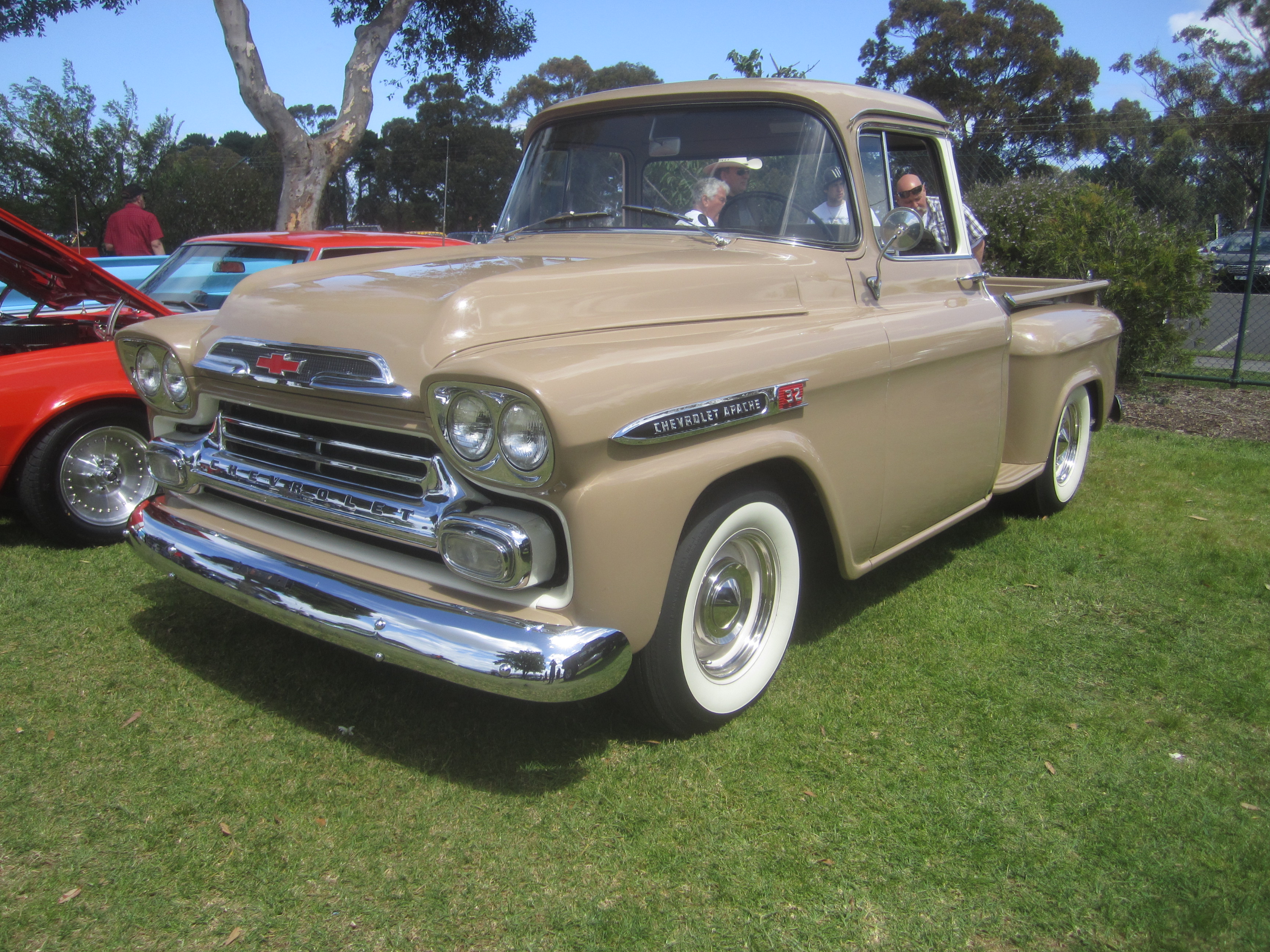 1959 Chevrolet Apache #10