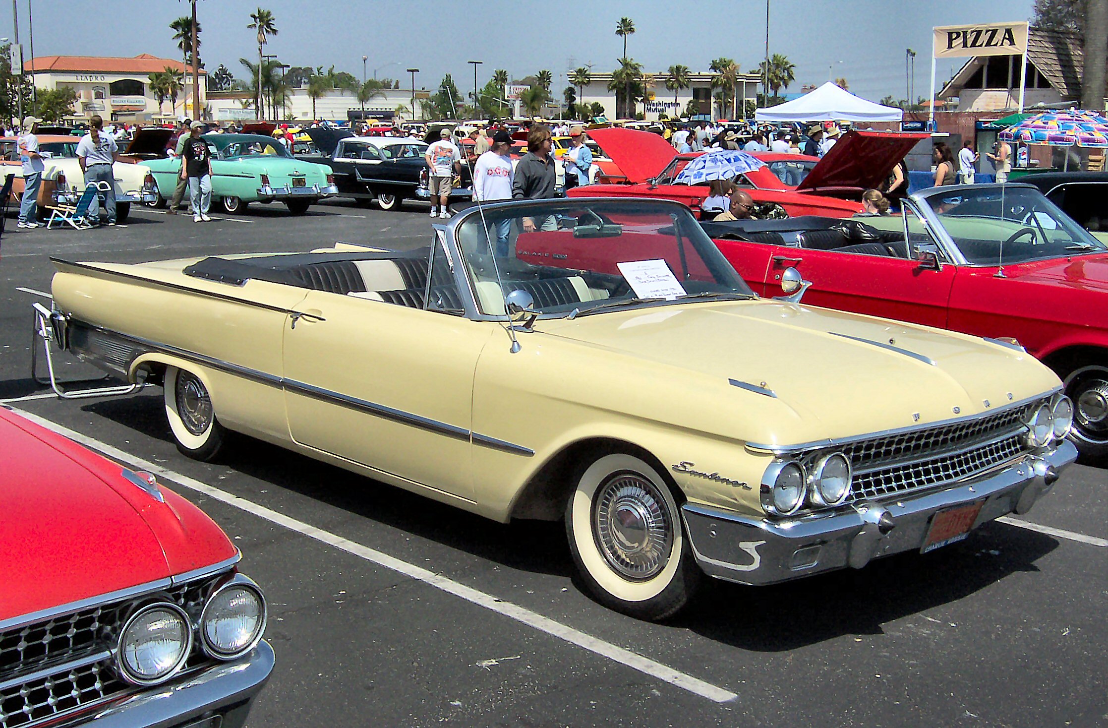 1960 Ford Galaxie Sunliner #8