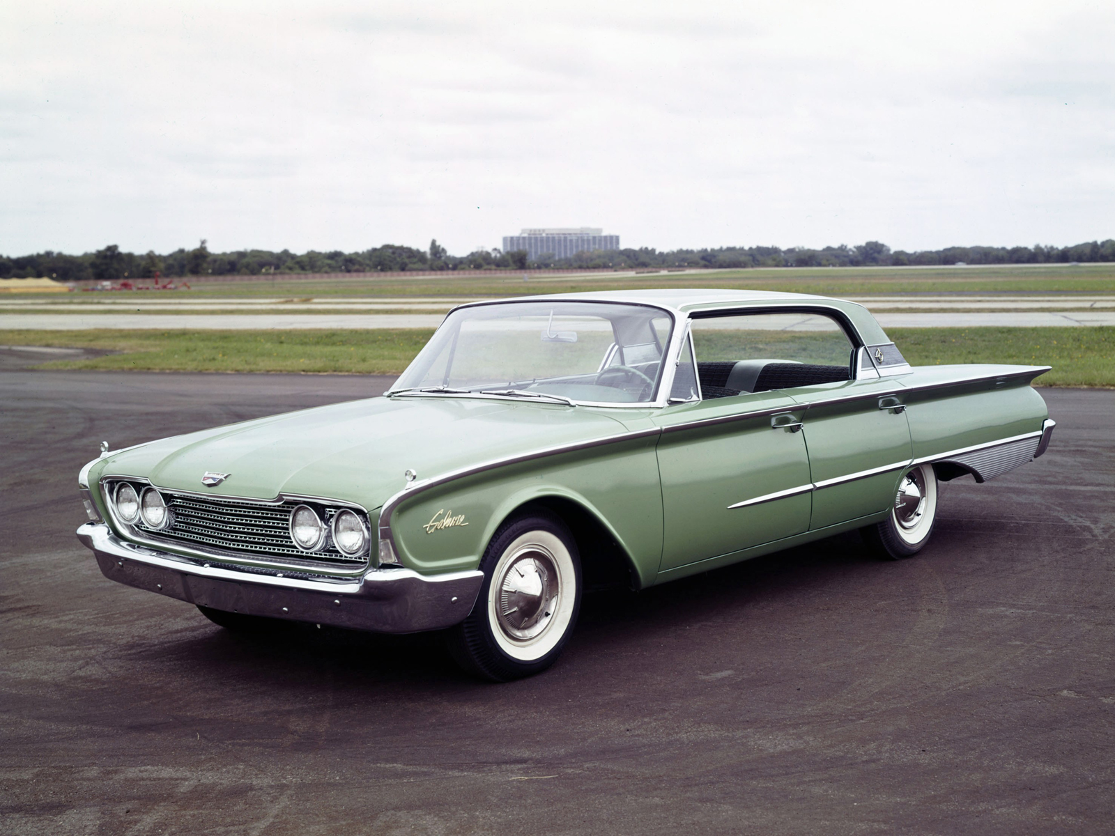 1960 Ford Galaxie Sunliner #10