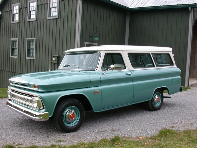 1966 Chevrolet Suburban #13