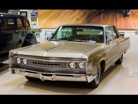1967 Chrysler Imperial Crown Coupe #12
