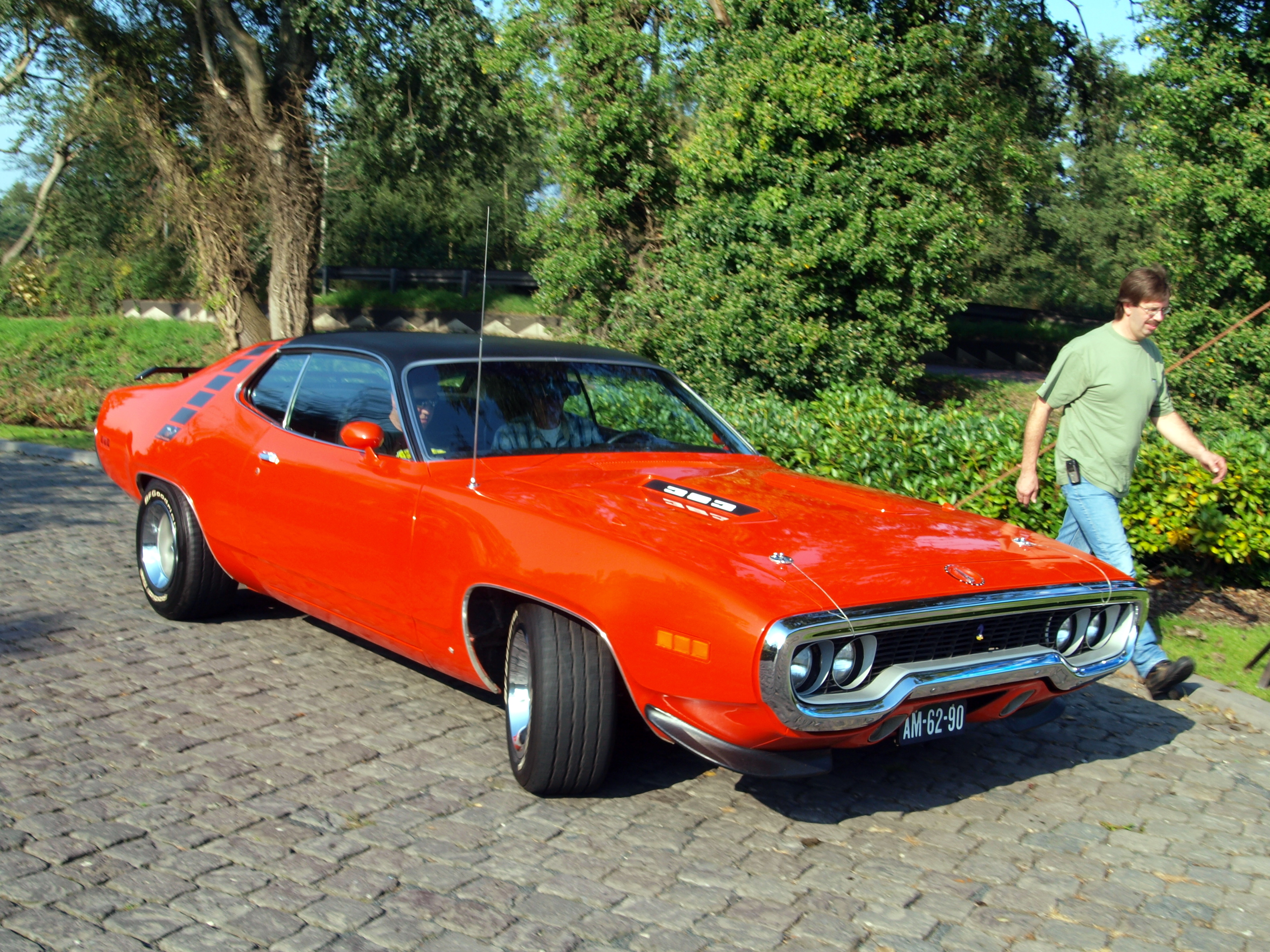 Nice Images Collection: 1971 Plymouth Road Runner Desktop Wallpapers