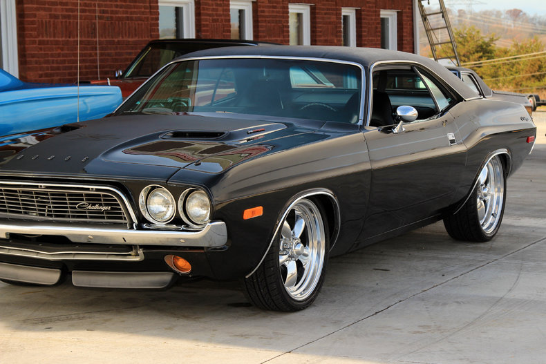 Amazing 1972 Dodge Challenger Pictures & Backgrounds