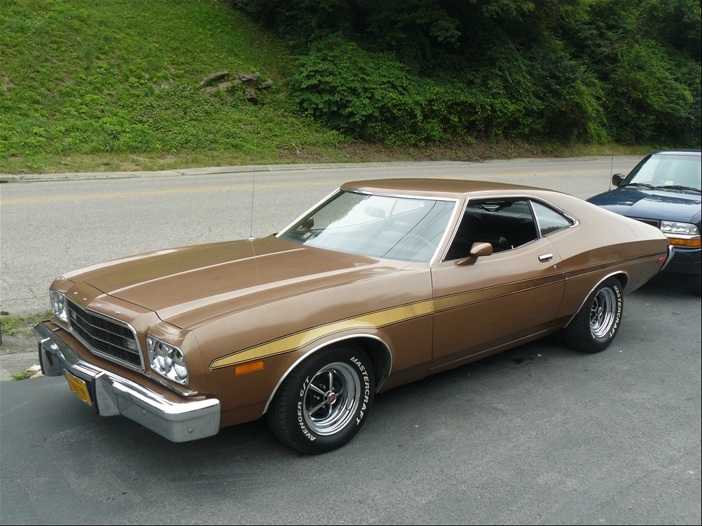 Nice Images Collection: 1972 Ford Gran Torino Sport Desktop Wallpapers
