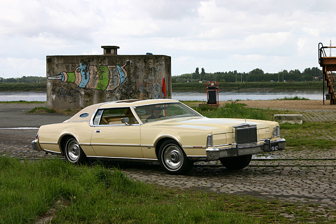 1976 Lincoln Continental Mark IV #23
