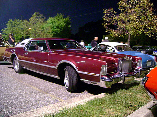 HD Quality Wallpaper | Collection: Vehicles, 500x375 1976 Lincoln Continental Mark IV