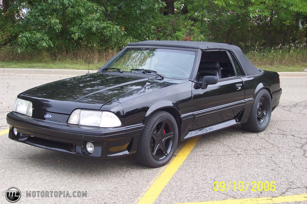 1992 Ford Mustang Backgrounds, Compatible - PC, Mobile, Gadgets| 1024x682 px