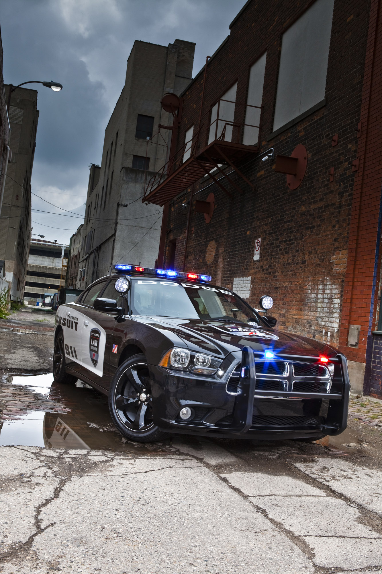 Nice wallpapers 2014 Dodge Charger Pursuit  1333x2000px
