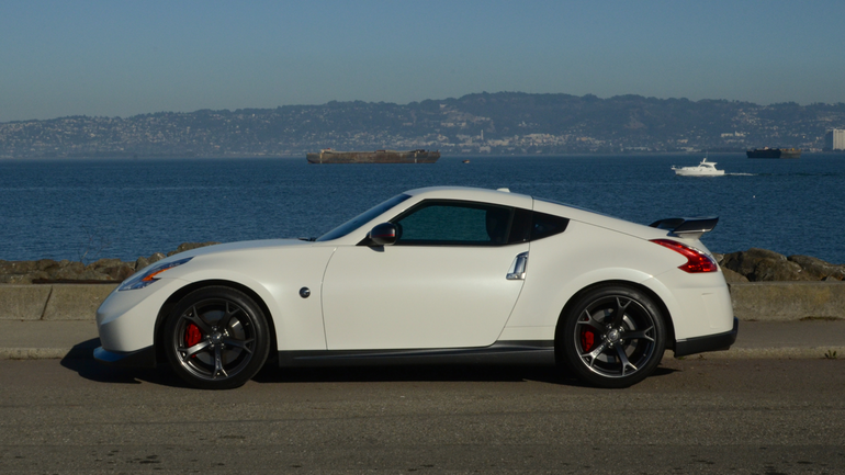 HD Quality Wallpaper | Collection: Vehicles, 770x433 2014 Nissan 370Z Nismo