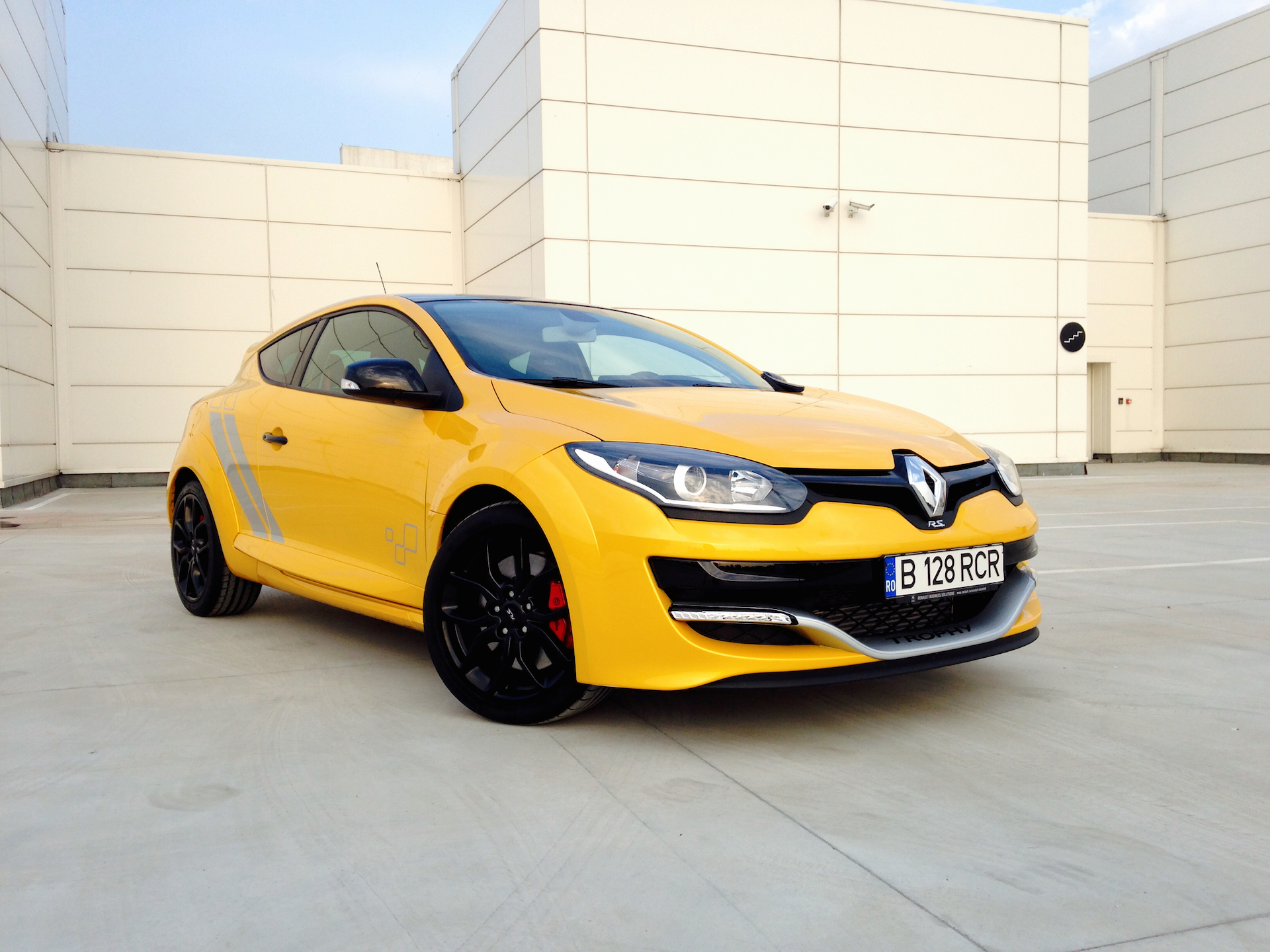 HD Quality Wallpaper | Collection: Vehicles, 1920x1440 2014 Renault Mégane RS