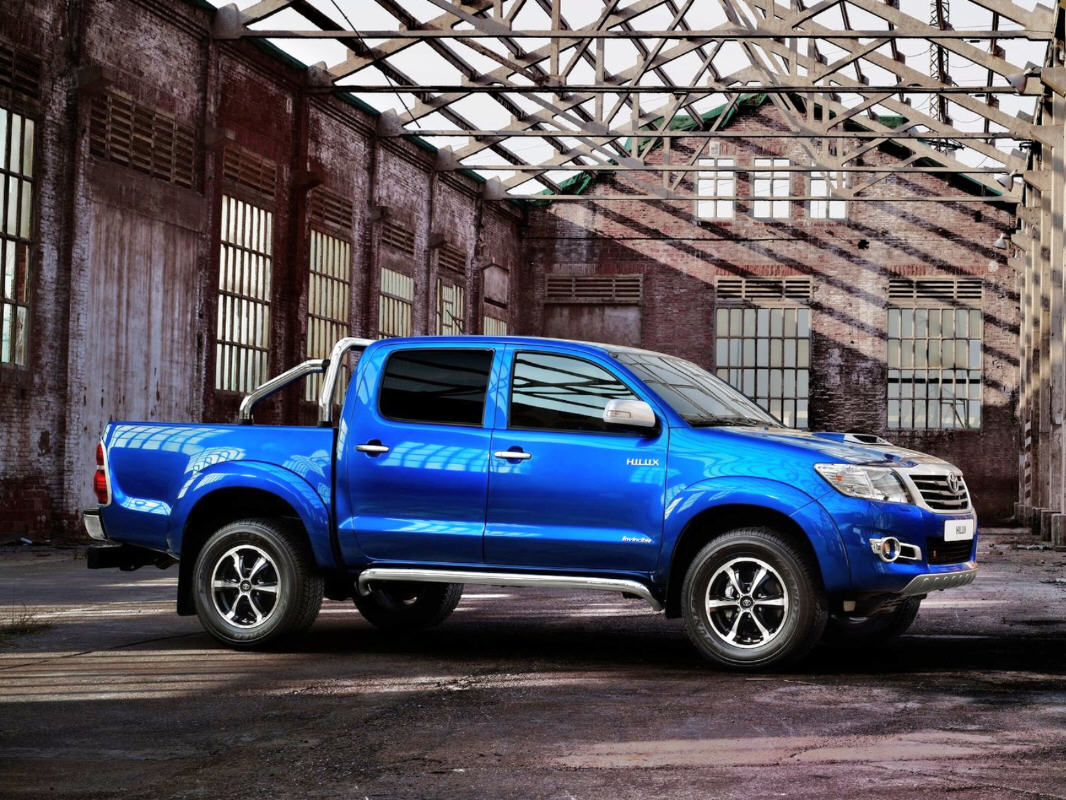 2014 Toyota Hilux Invincible High Quality Background on Wallpapers Vista