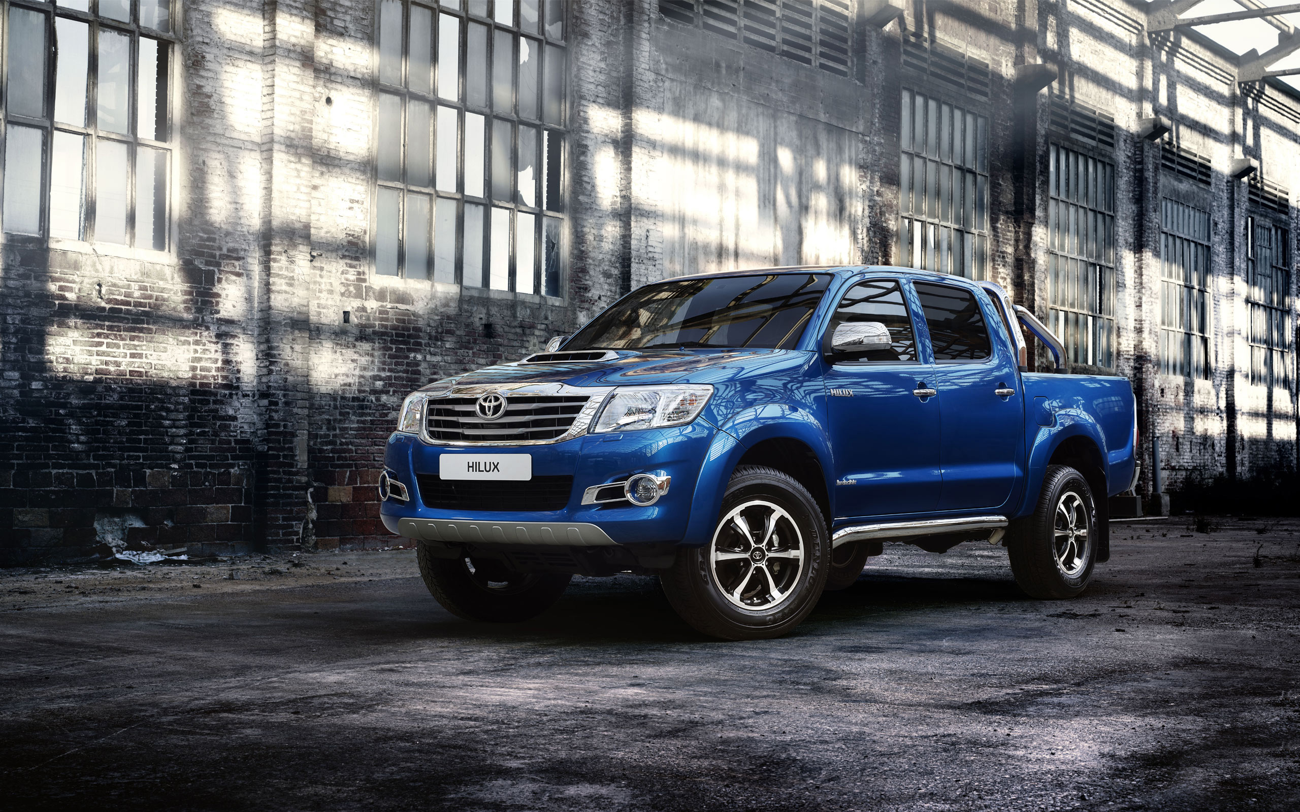 Nice wallpapers 2014 Toyota Hilux Invincible 2560x1600px