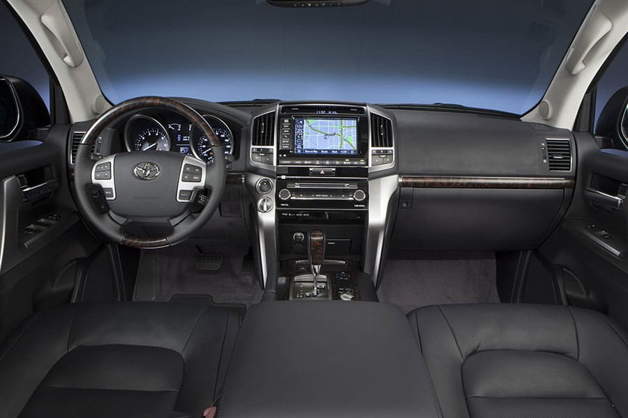 2014 Toyota Land Cruiser #10