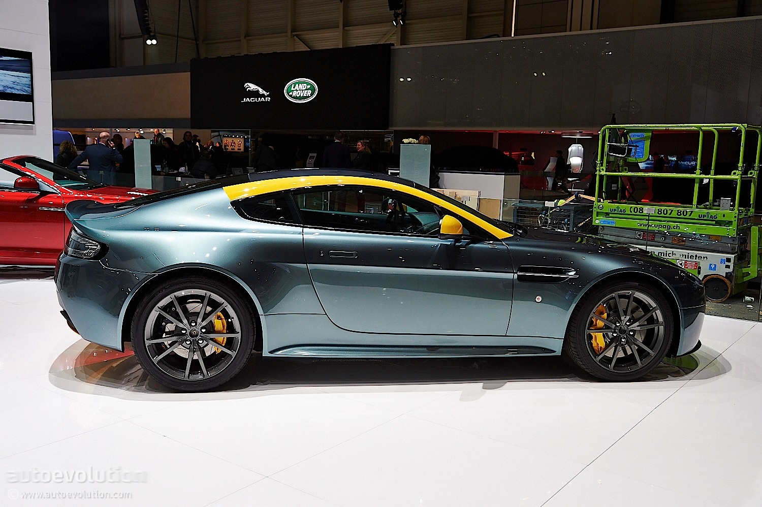 Nice Images Collection: 2015 Aston Martin V8 Vantage N430 Desktop Wallpapers