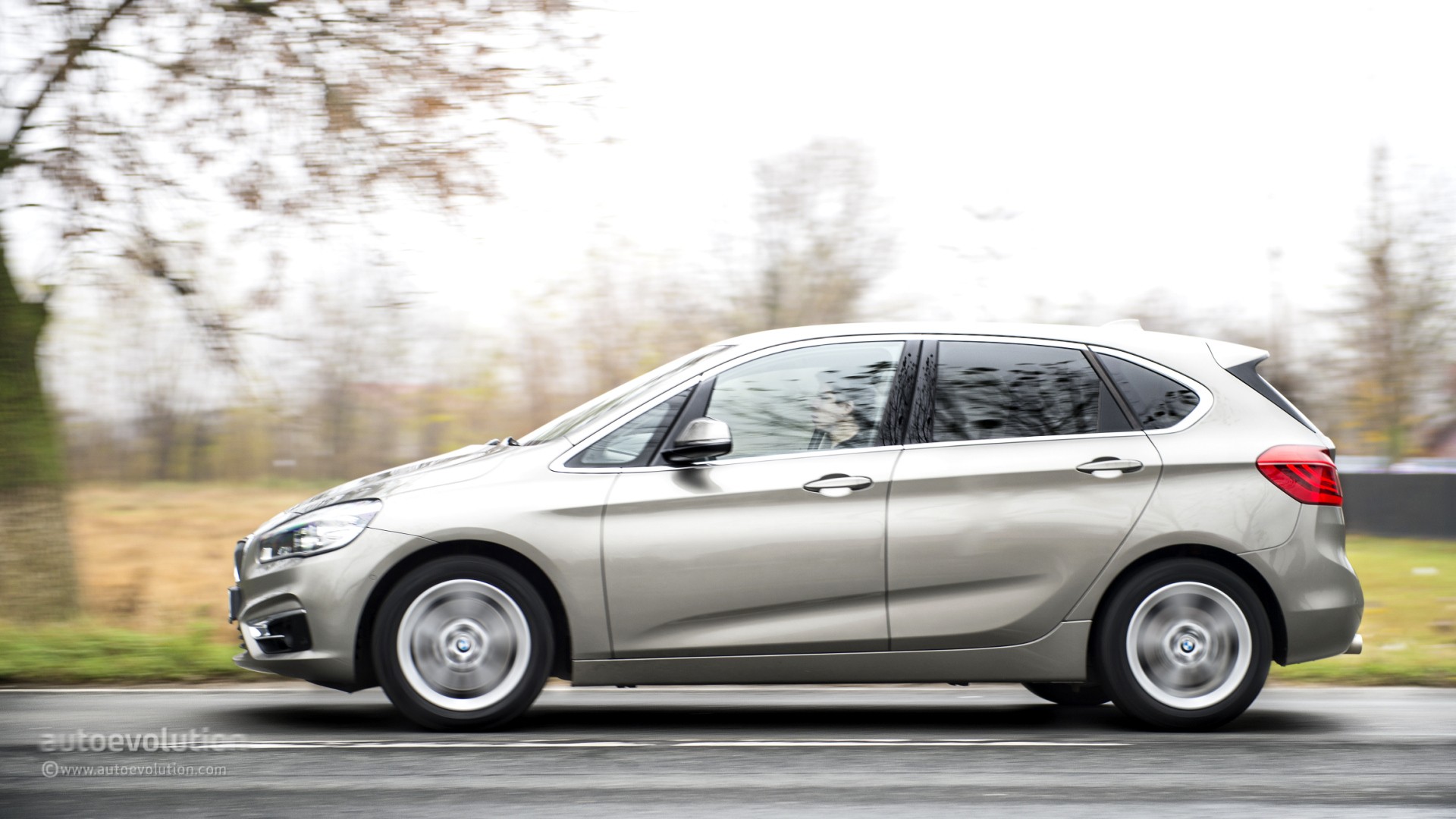 2015 BMW 2-series Active Tourer High Quality Background on Wallpapers Vista