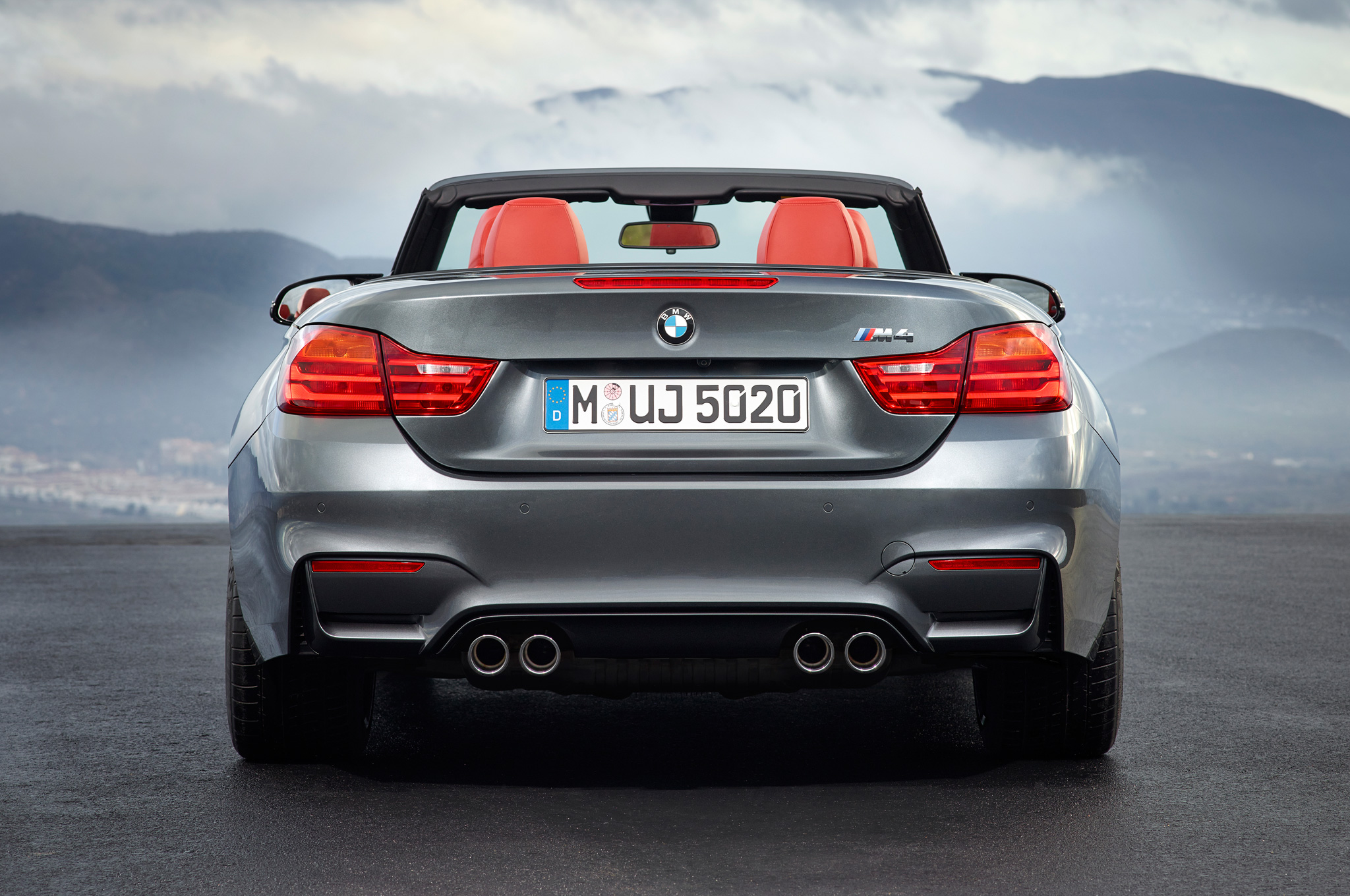 Images of 2015 BMW M4 Cabrio | 2048x1360