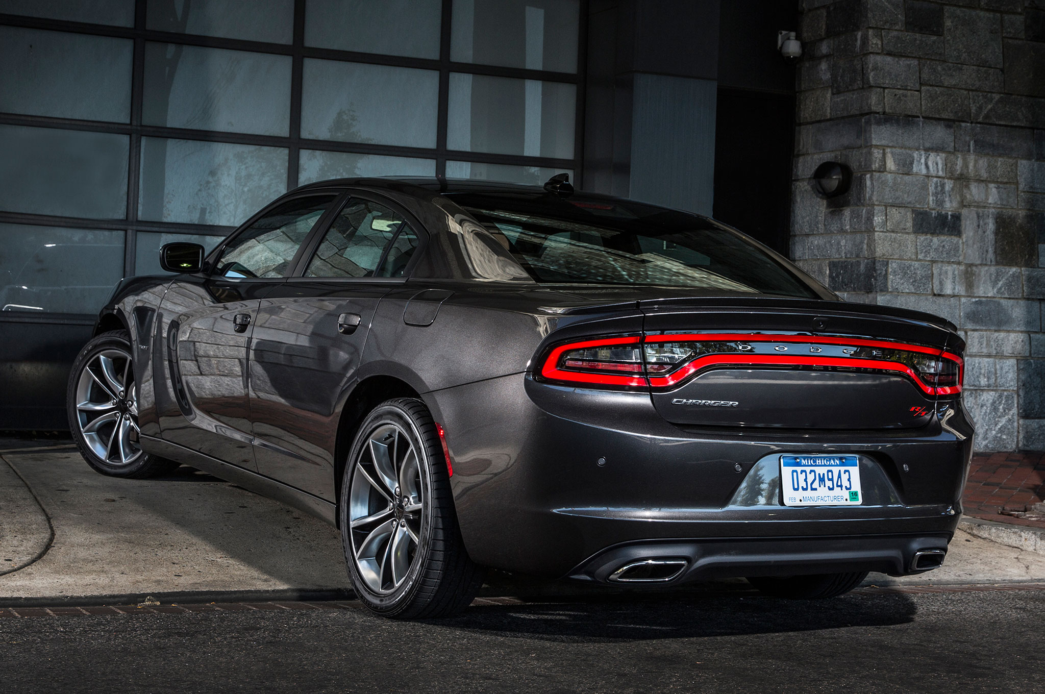 2015 Dodge Charger #14