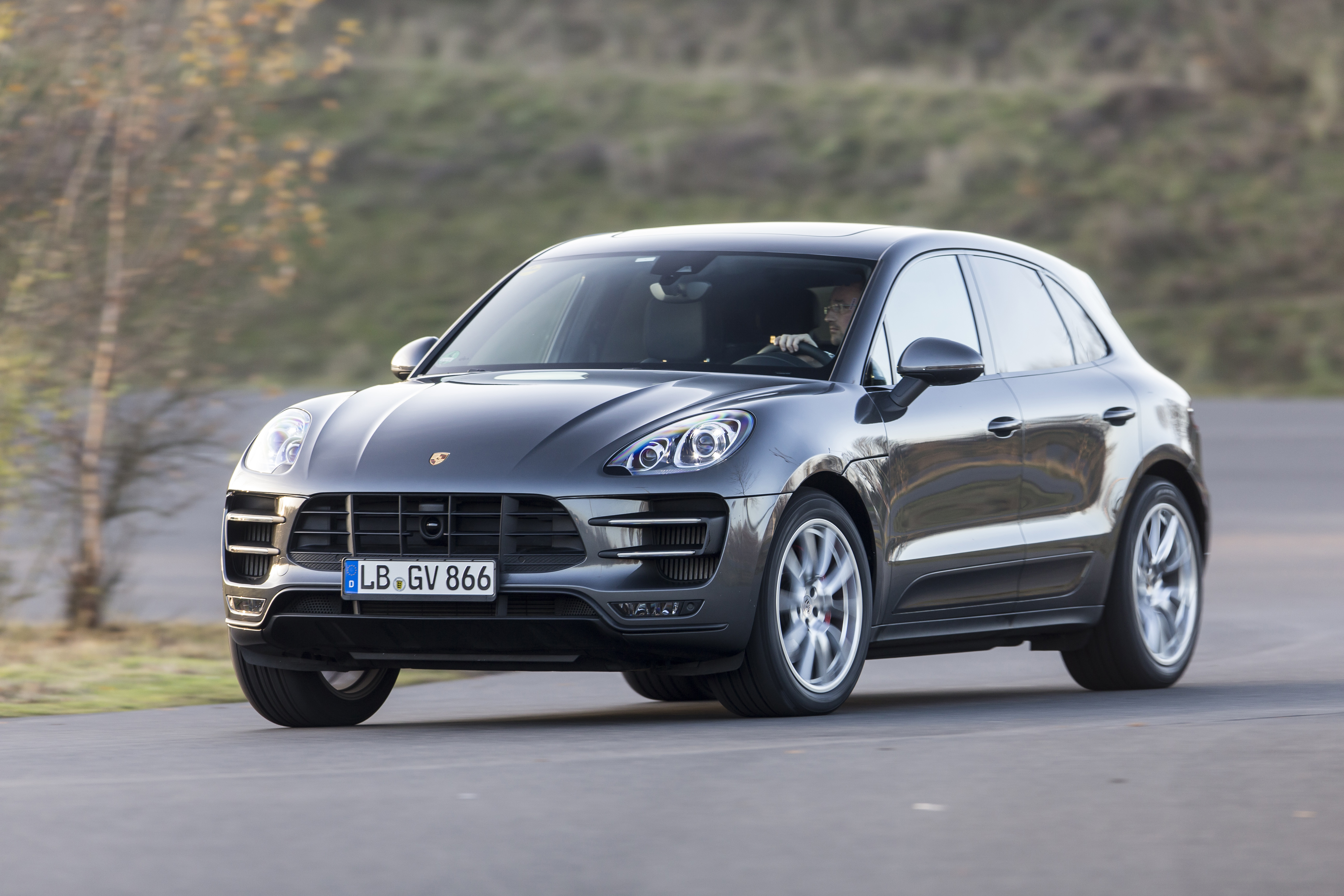 2015 Porsche Macan High Quality Background on Wallpapers Vista