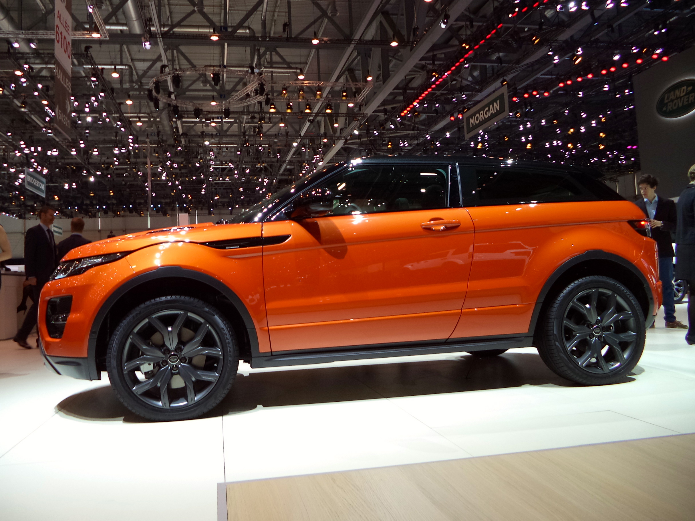 HD Quality Wallpaper | Collection: Vehicles, 2430x1821 2015 Range Rover Evoque Autobiography