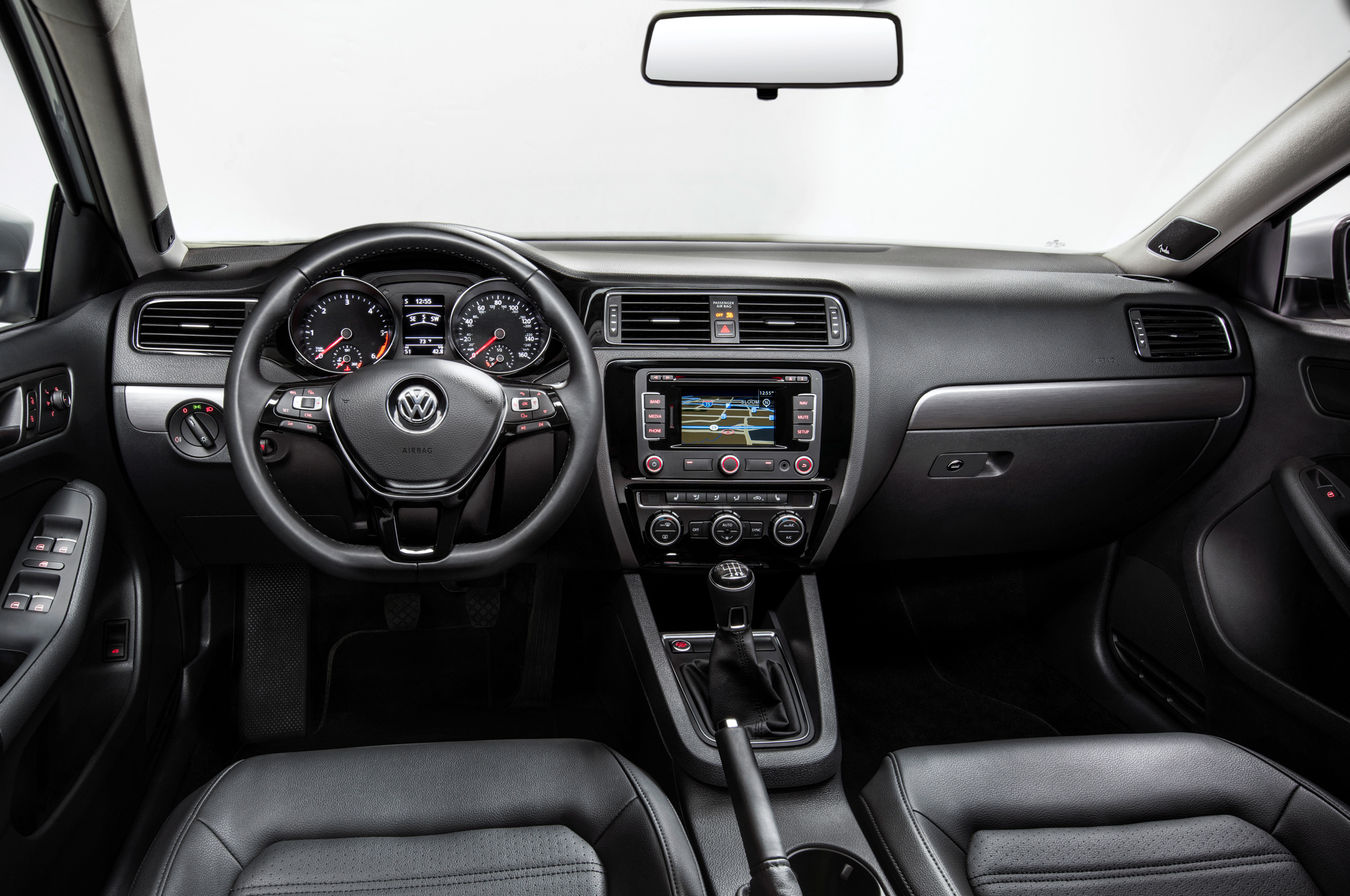 High Resolution Wallpaper | 2015 Volkswagen Jetta 2048x1360 px