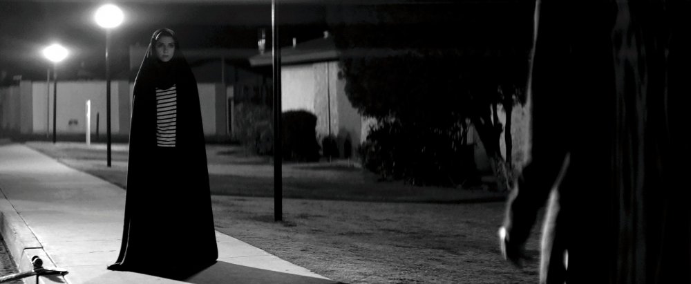 A Girl Walks Home Alone At Night High Quality Background on Wallpapers Vista