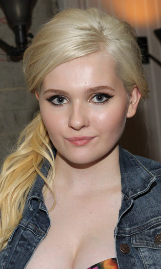 Images of Abigail Breslin | 330x550