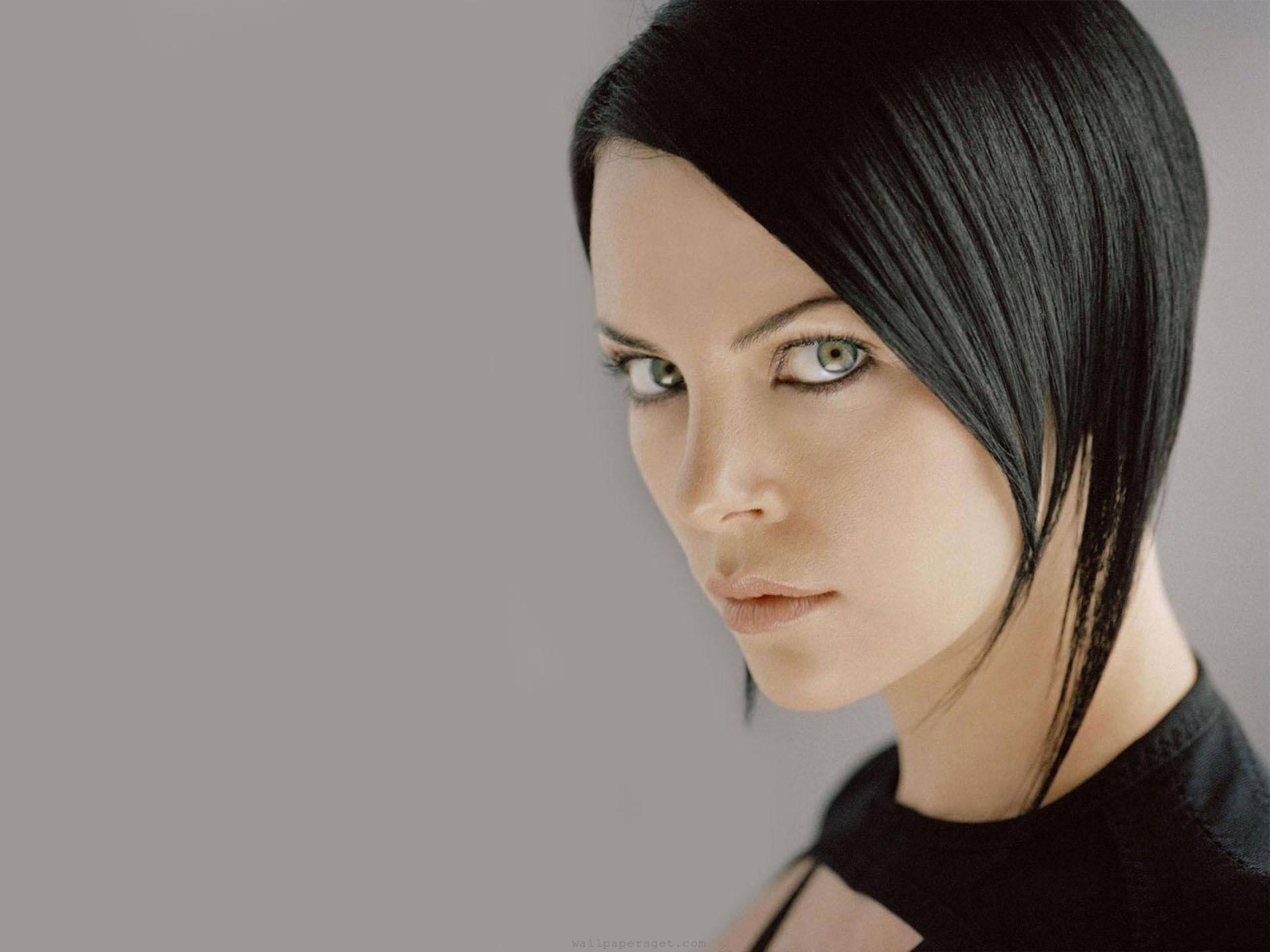Aeon Flux Backgrounds on Wallpapers Vista