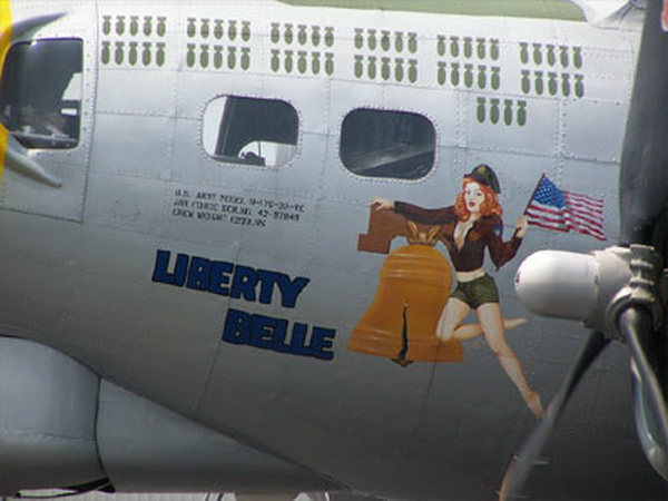 HD Quality Wallpaper | Collection: Military, 600x450 Aircraft Nose Art