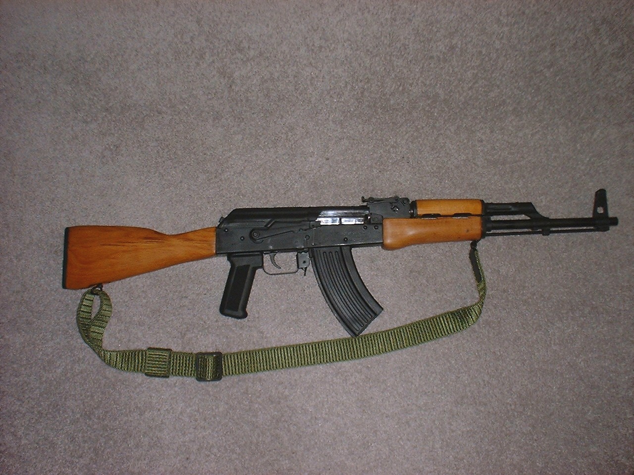 1280x960 > AK-47 Rifle Wallpapers
