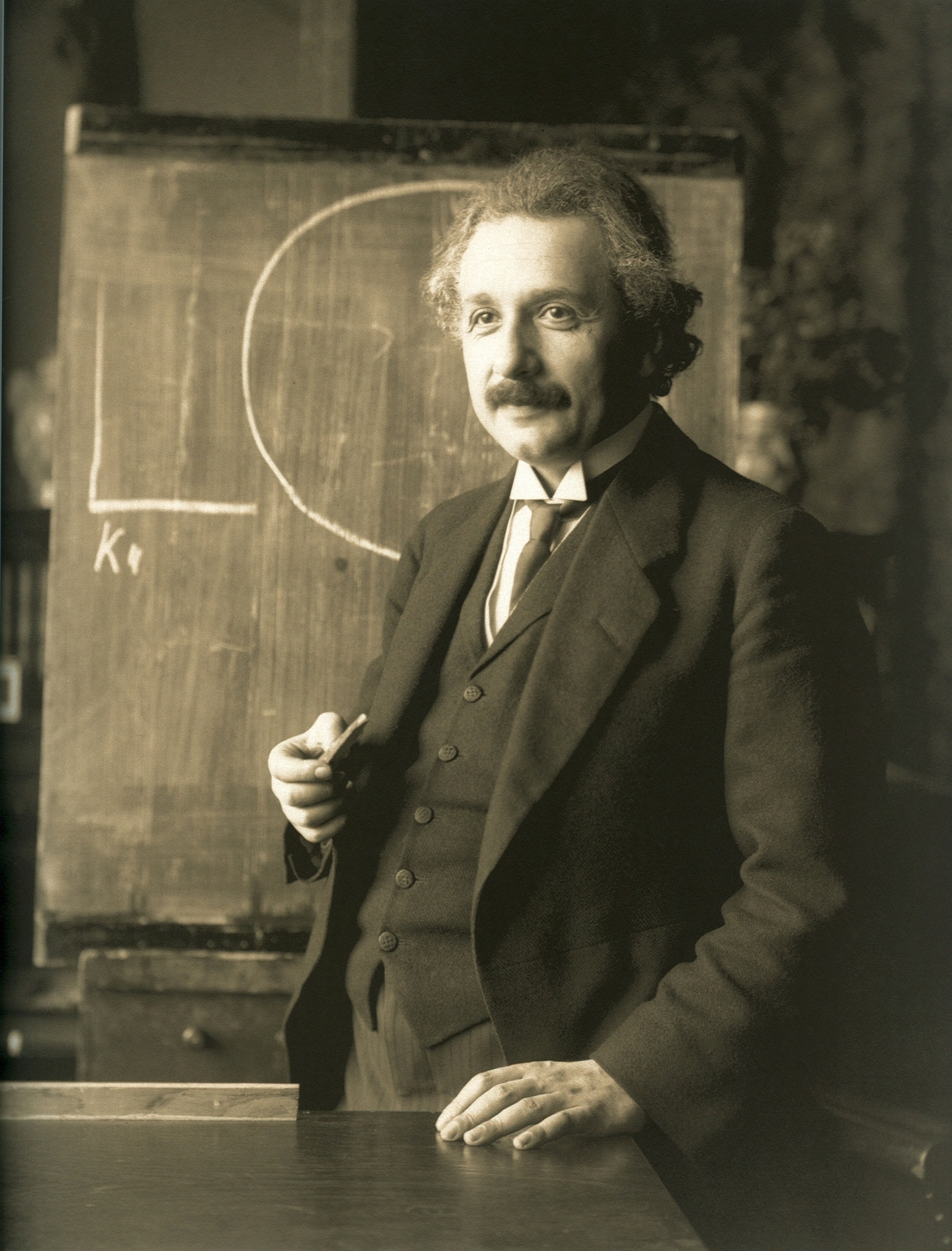 High Resolution Wallpaper | Albert Einstein 2523x3313 px