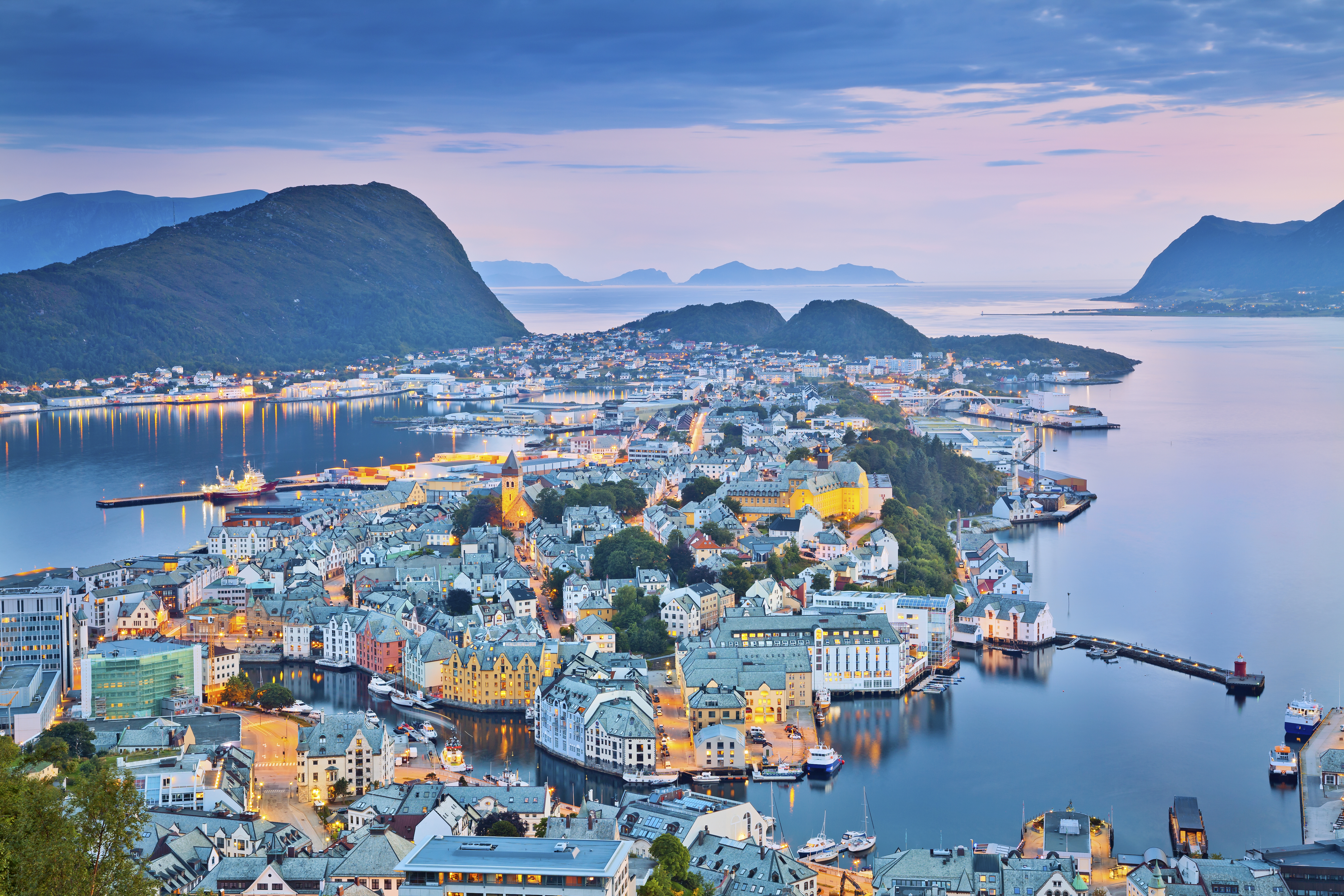 Alesund High Quality Background on Wallpapers Vista