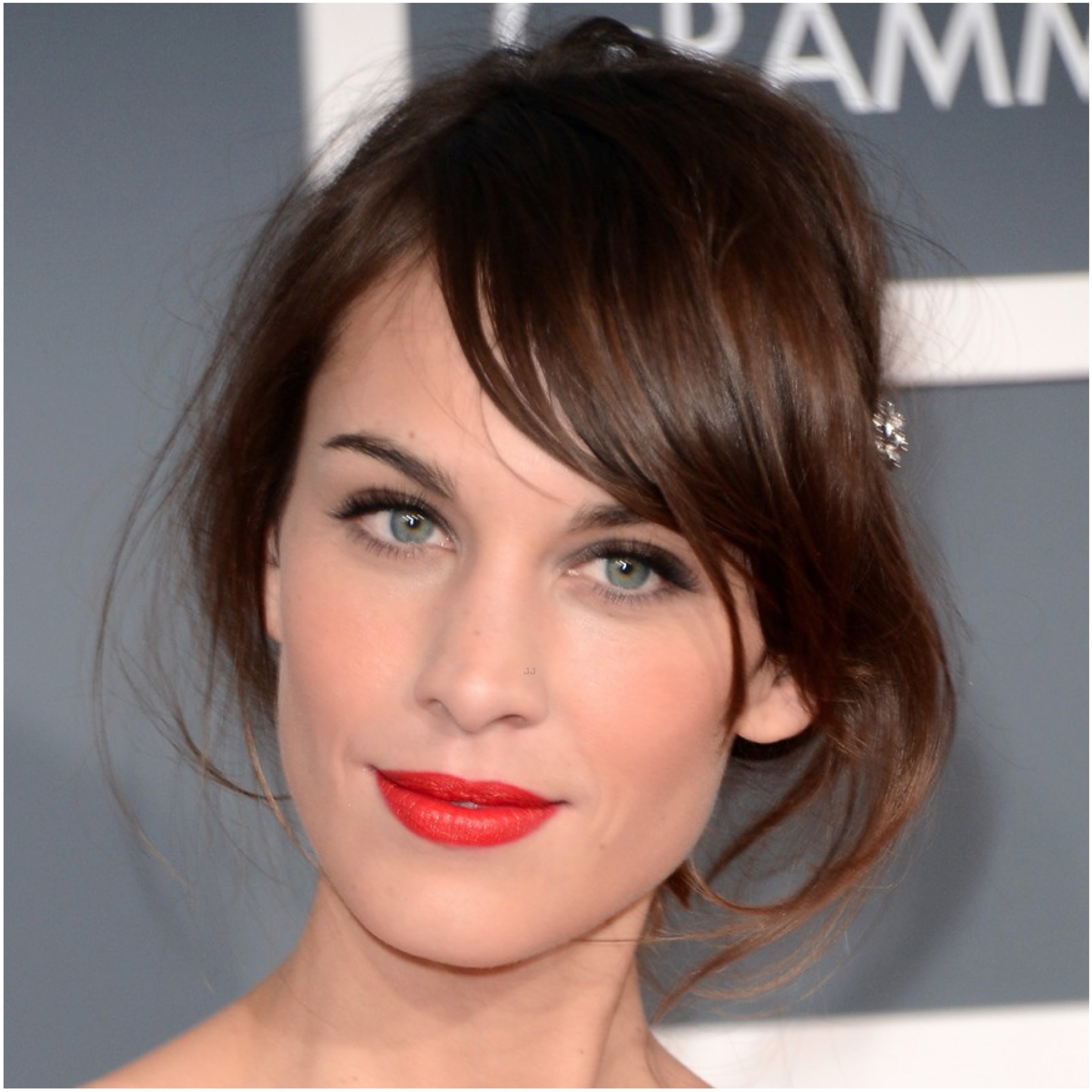 Amazing Alexa Chung Pictures & Backgrounds