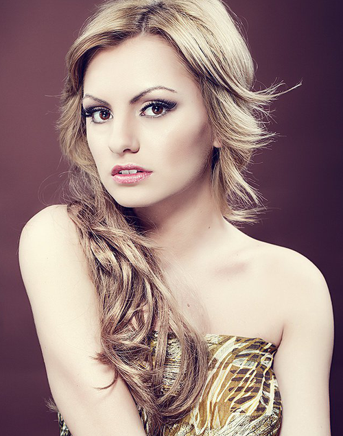 Alexandra Stan High Quality Background on Wallpapers Vista